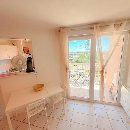 Sous Le Soleil, Parking, Piscine, Proche Hopitaux Et Facs Grabels