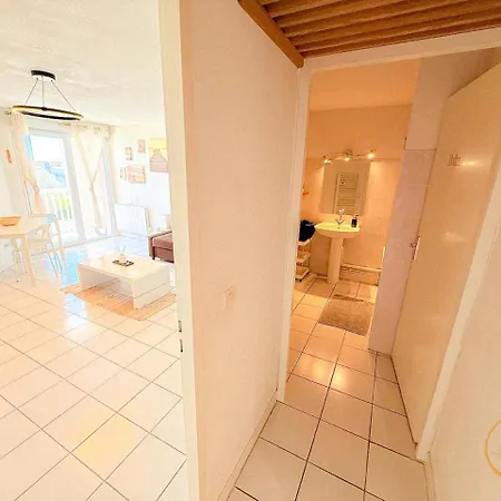 Sous Le Soleil, Parking, Piscine, Proche Hopitaux Et Facs Lejlighed Grabels